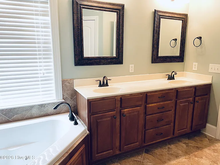 2208 Tulls Cove Rd — Photo 11