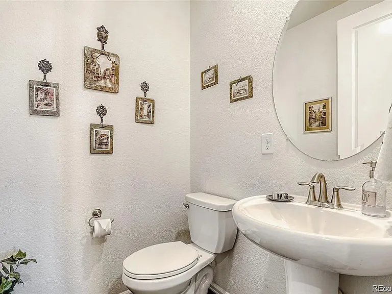 17703 Olive St — Photo 14