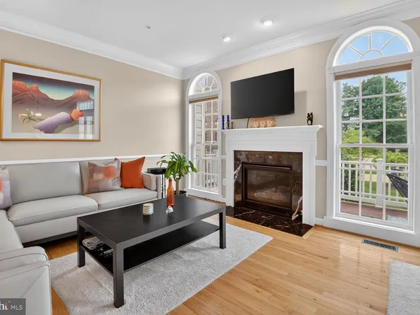 58 Sharpstead Ln, Gaithersburg, MD 20878