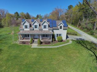 14 Aqua Ave, Lanesborough, MA 01237