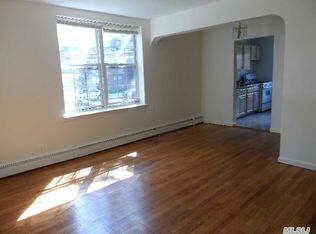 3914 209th St, Bayside, NY 11361