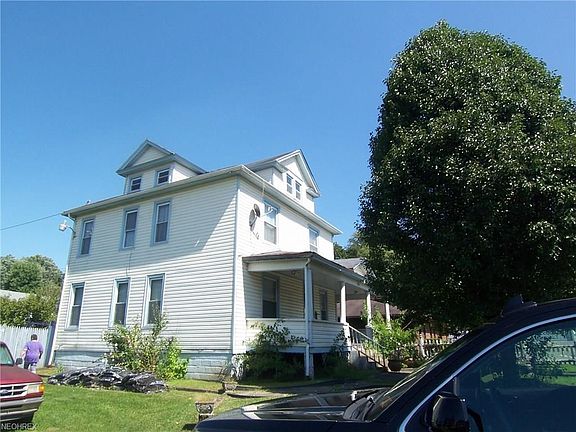 Side view of home situated on a double lot