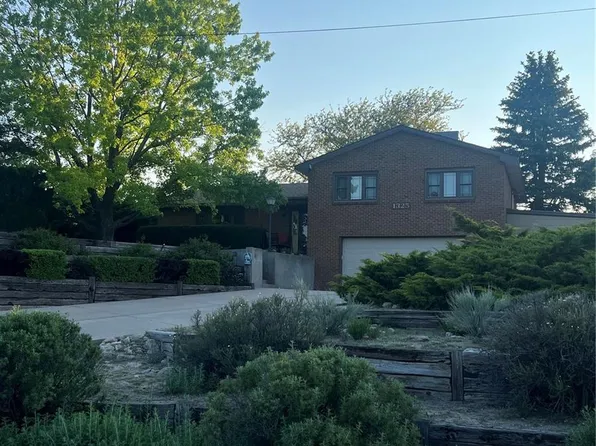 1325 Lincoln St, Wray, CO 80758