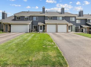 1795 Donegal Dr APT 8, Woodbury, MN 55125