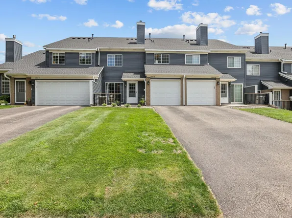 1795 Donegal Dr APT 8, Woodbury, MN 55125