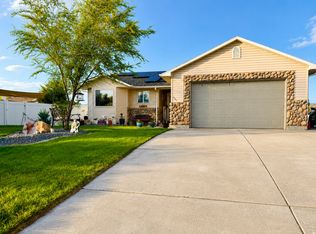262 E Poplar Ct, Garland, UT 84312