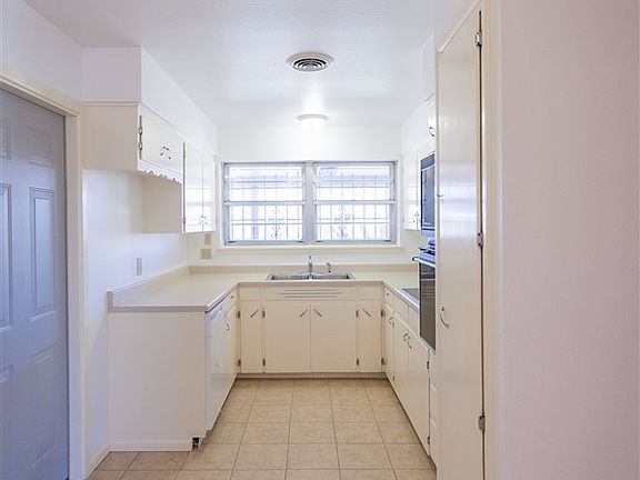 5th image of 35 Del Norte Dr