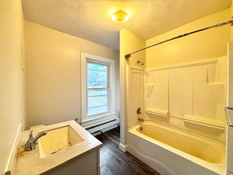 18 Observatory St — Photo 13