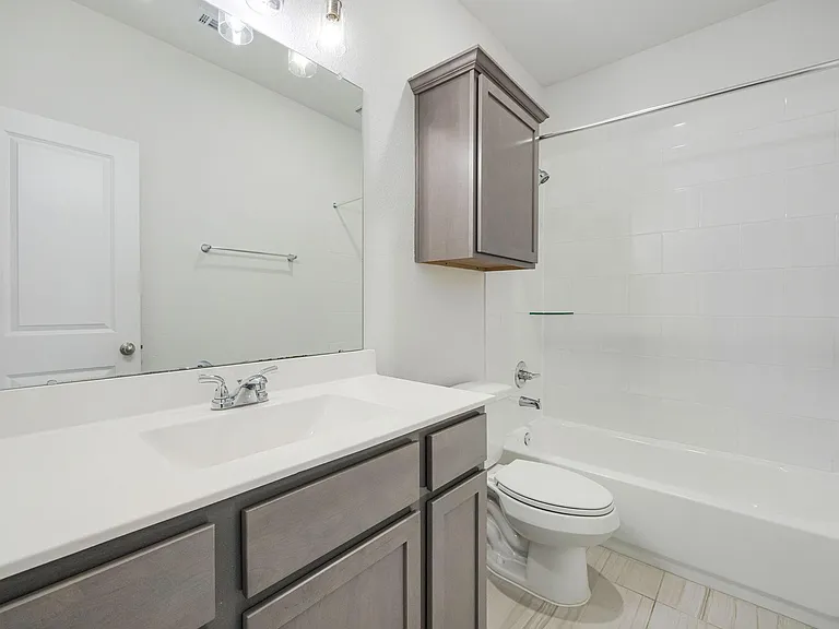 21647 Alberta Forest Cir — Photo 19