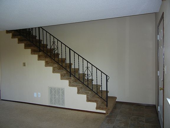 5th image of 504 5th Ave NW