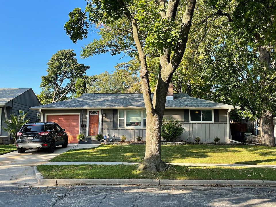 1st image of 714 E Cudahy Ave