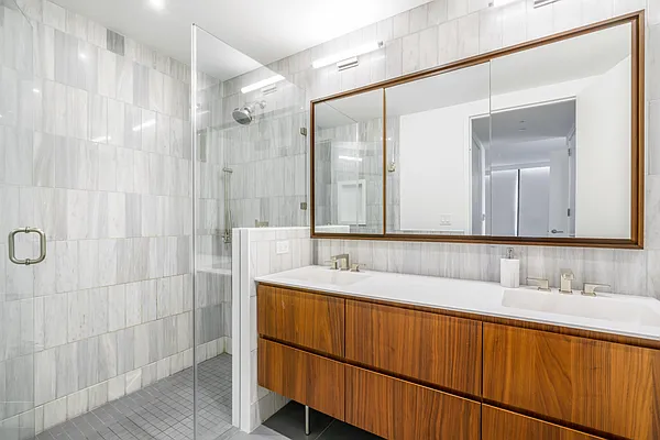 Rented by SERHANT. | media 50