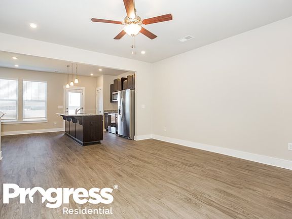 4th image of 716 Nanberry Way