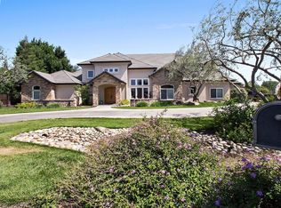5700 W Allen Ct, Visalia, CA 93291