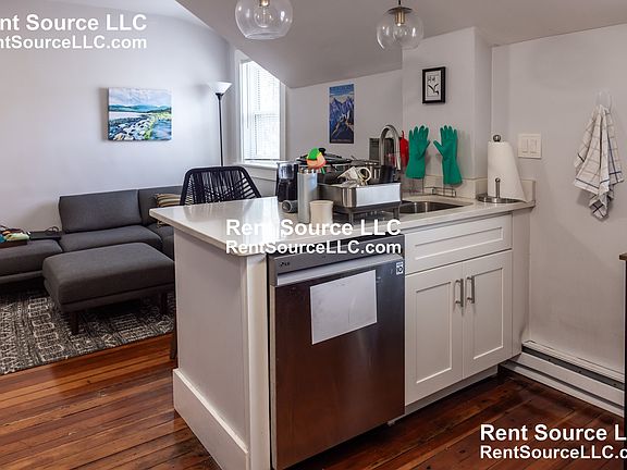 3rd image of 565 Somerville Ave #3L