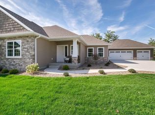 154 Cemar Ct, Marion, IA 52302