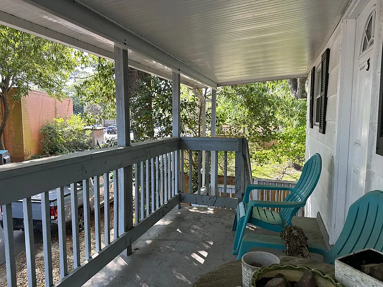 5 Lolandra Ave #3 — Photo 6
