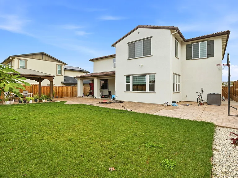 3037 Copley Dr — Photo 15