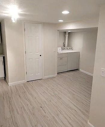 5th image of 5429 Primrose Ln #2