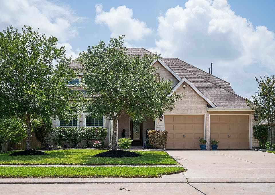 1st image of 3611 Oak Crossing Dr