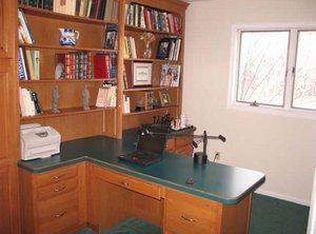 576 Knickerbocker Rd, Schaghticoke, NY 12154