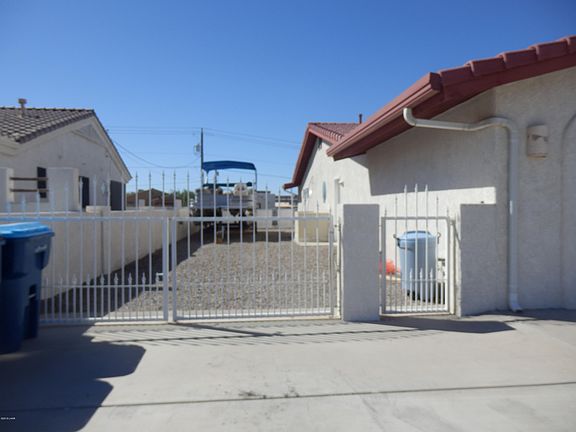 3rd image of 2856 Palo Verde Blvd S