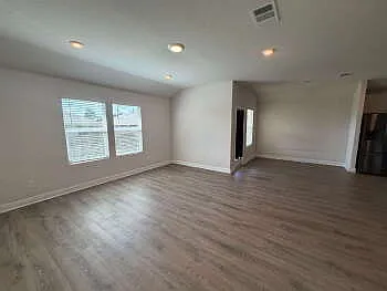 1433 Redwood Crk — Photo 16