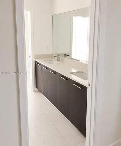 1370 NW 34th Way #1370 — Photo 5