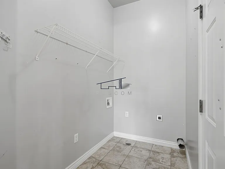 77037-4879 S 5050 W — Photo 24