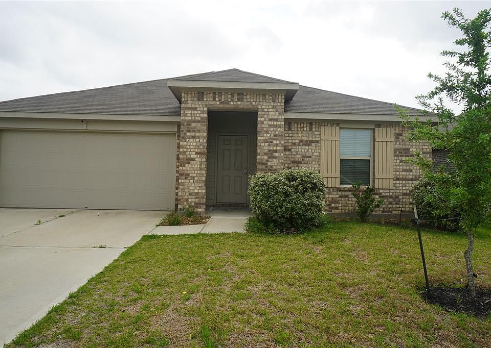 1st image of 5430 Tindarey Bluff Trl