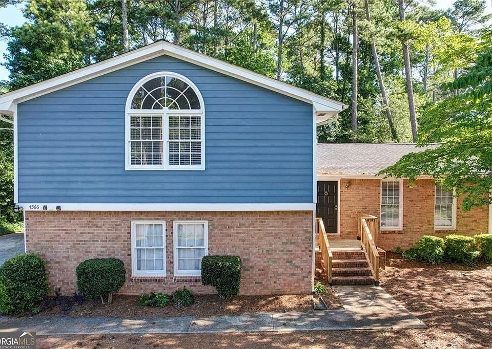 1st image of 4566 Mountain Creek Dr NE