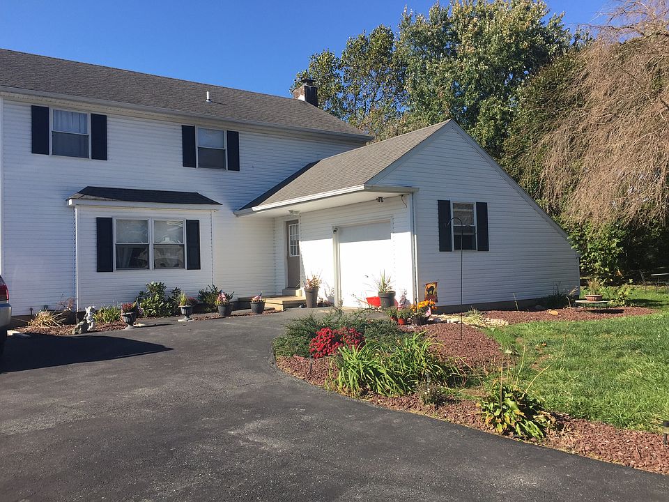 2nd image of 95 Augusta Dr