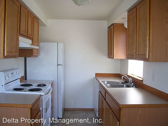 2nd image of 9127 1st Pl NE APT 3