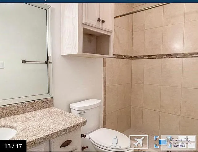 2101 Treasure Oaks Dr — Photo 8