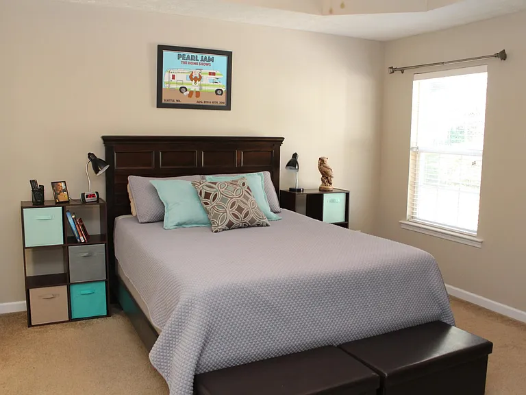 951 Sandstone Ln — Photo 10