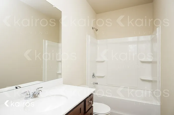 10757 Bent Brook Dr — Photo 13