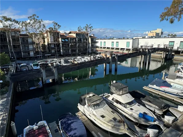 8319 Marina Pacifica Dr N, Long Beach, CA 90803