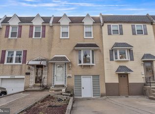 2806 Angus Rd, Philadelphia, PA 19114