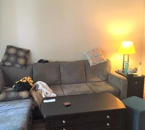 3rd image of 3802 N Hermitage Ave APT 1