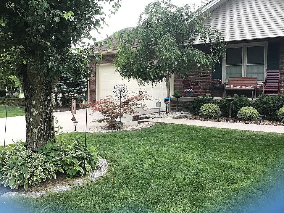 2nd image of 102 Powe Dr
