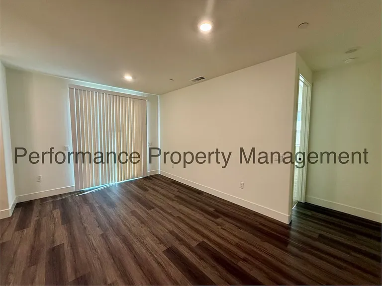 6915 Jewel Cave Ct — Photo 5