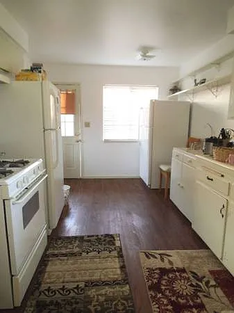 445 Maravilla Drive Kitchen