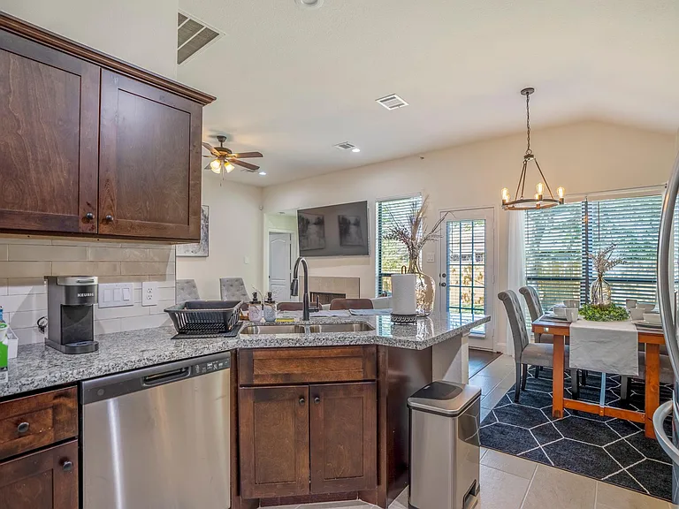 7122 Conley St — Photo 26