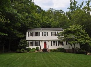 52 Rockledge Rd, Montville, NJ 07045