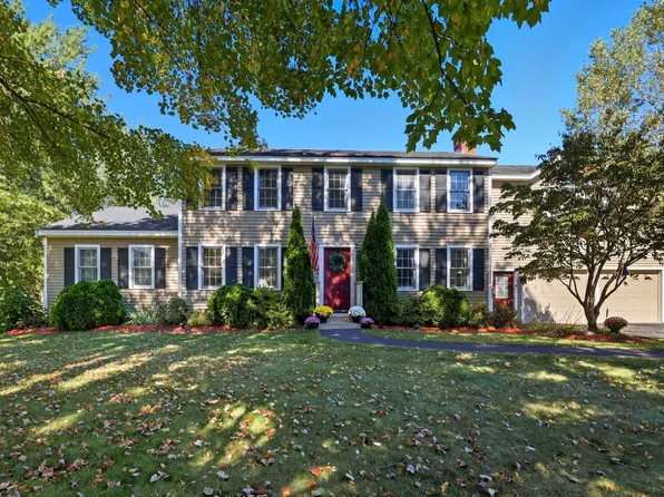 8 Blake Farm Road, Derry, NH 03038