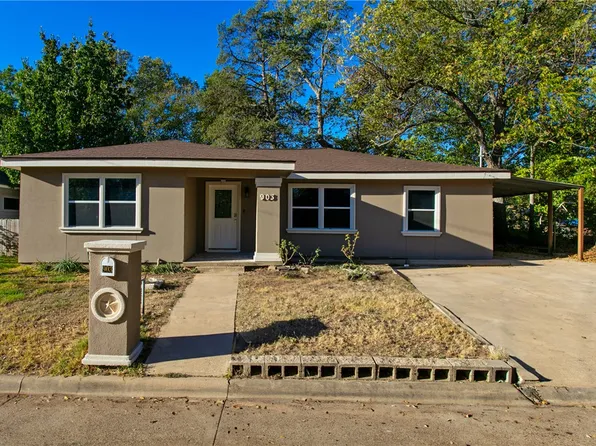 903 Travis St, Bryan, TX 77803