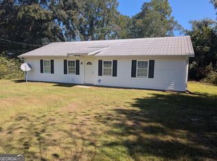 114 Atkinson Dr, Swainsboro, GA 30401