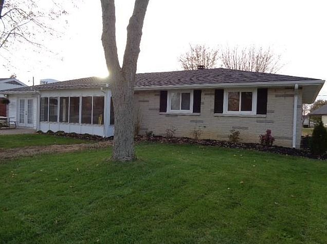 1st image of 225 Cherokee Dr