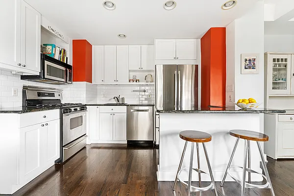 Sold by Compass | media 14