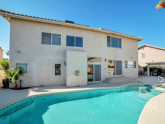 3rd image of 7424 Cypress Grove Ct